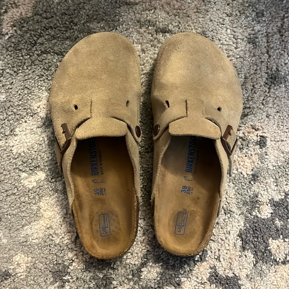 Womens Birkenstock Clogs!
